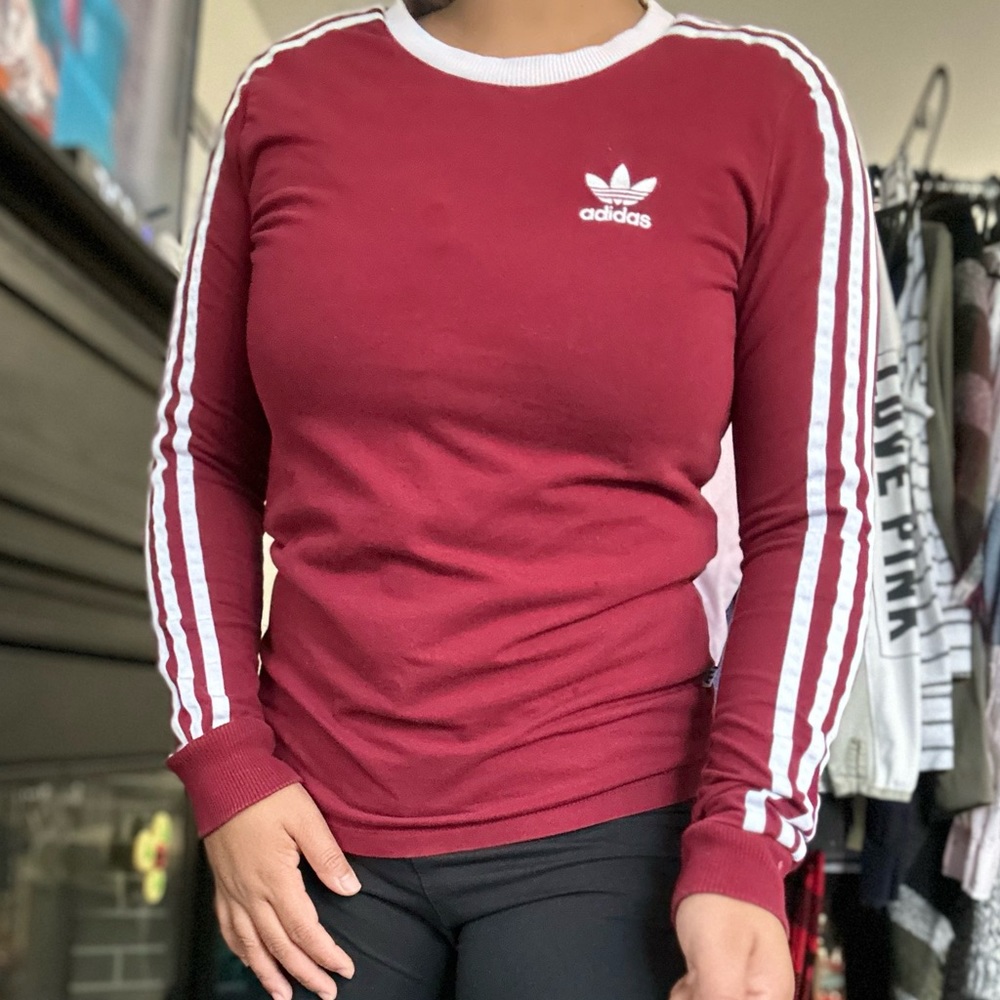 Adidas sweater ‼️